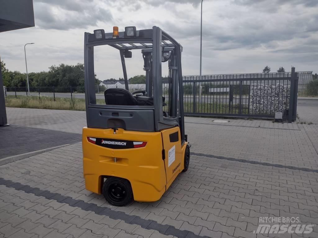 Jungheinrich EFG 213 Електронавантажувачі