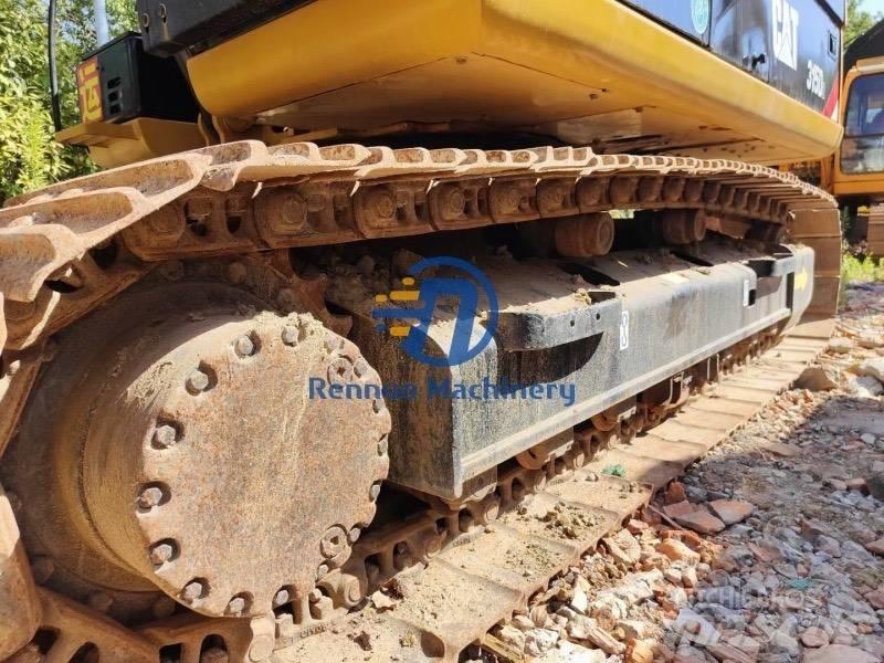 CAT 315D2 Середні екскаватори 7т. - 12т.