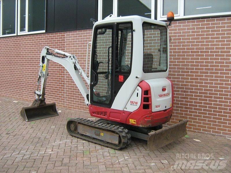 Takeuchi TB216 Міні-екскаватори < 7т