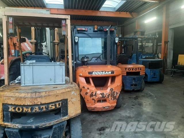 Doosan D 35 C-7 Дизельні навантажувачі