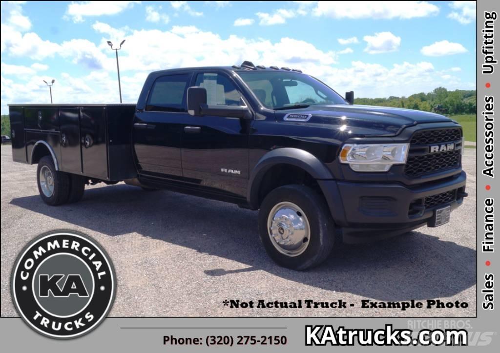 RAM 5500 TRADESMAN Пікапи / Бічне розвантаження