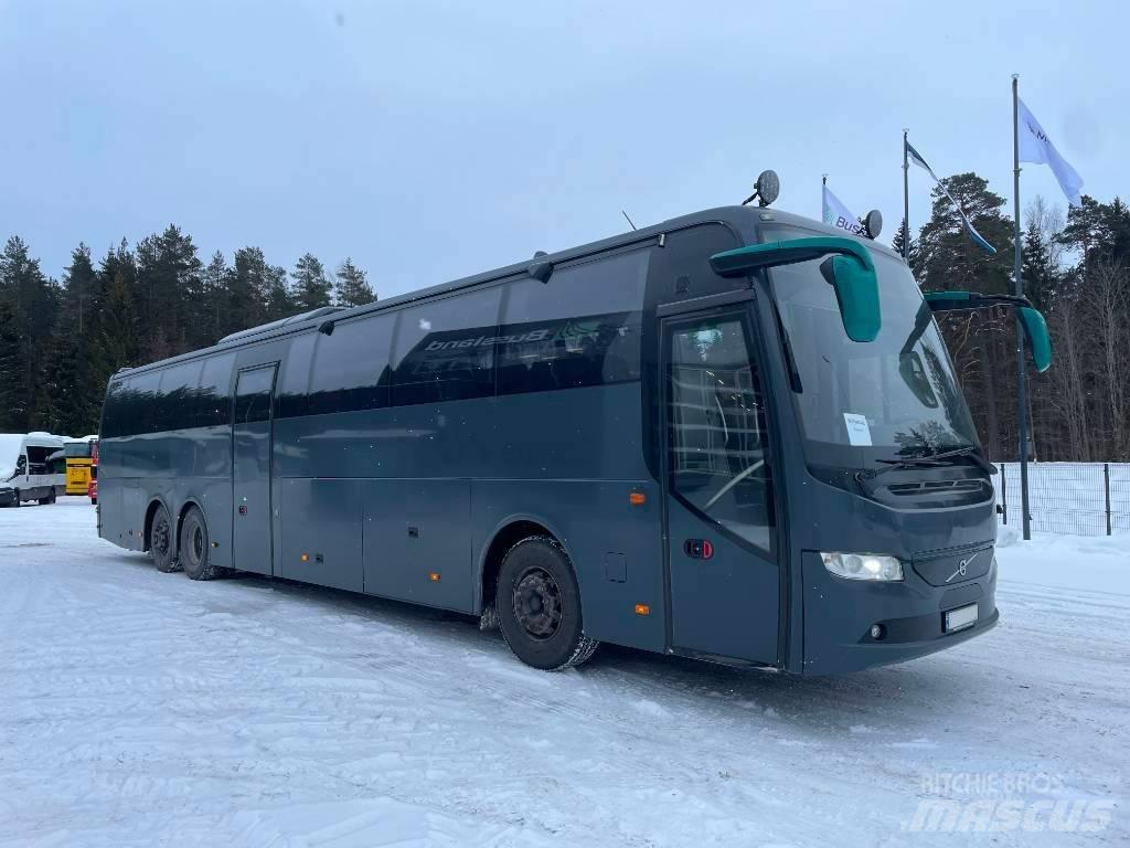 Volvo 9700H B11R Туристичні автобуси