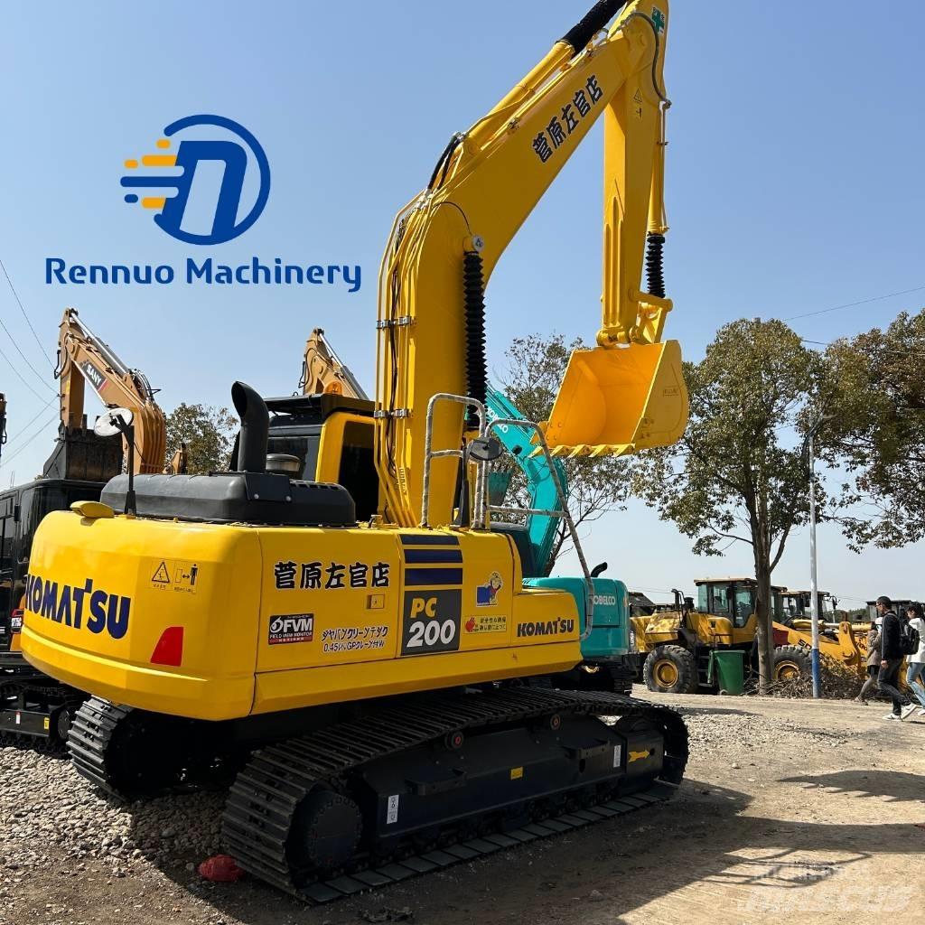 Komatsu PC200-8 Гусеничні екскаватори