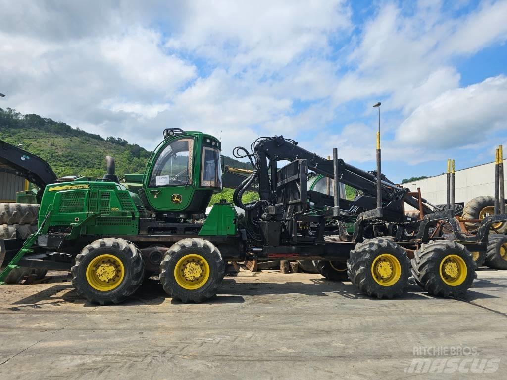 John Deere 1910G Форвардери