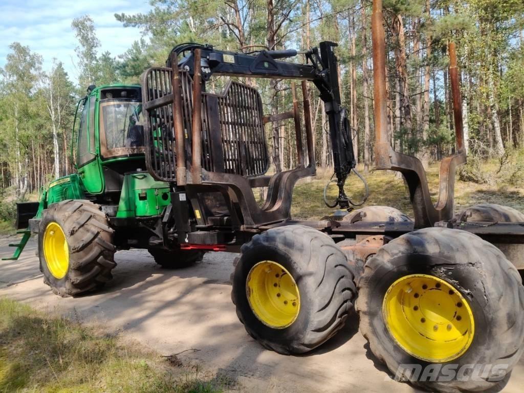 John Deere 1010 E Форвардери