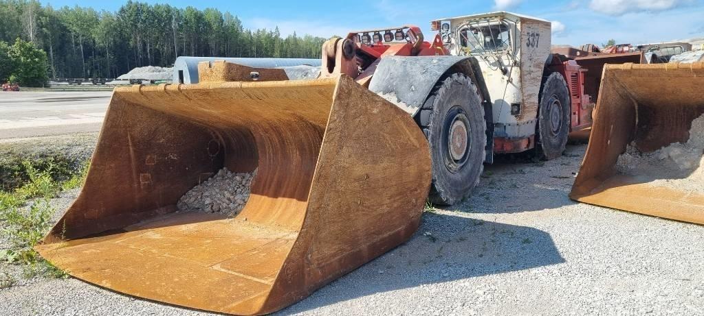 Sandvik LH 410 Підземні навантажувачі