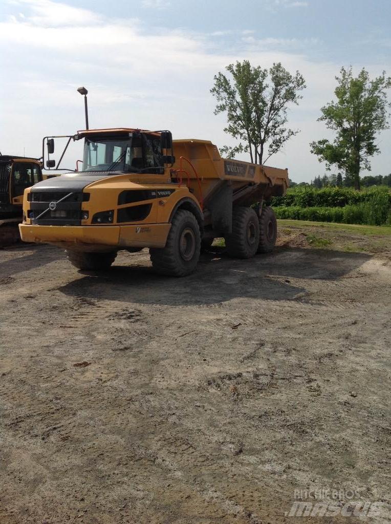 Volvo A30G Зчленовані самоскиди