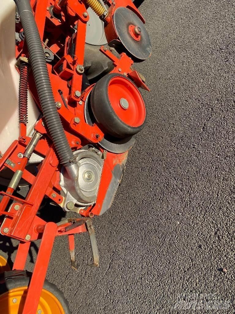 Kuhn Planter 2 Високоточні сівалки