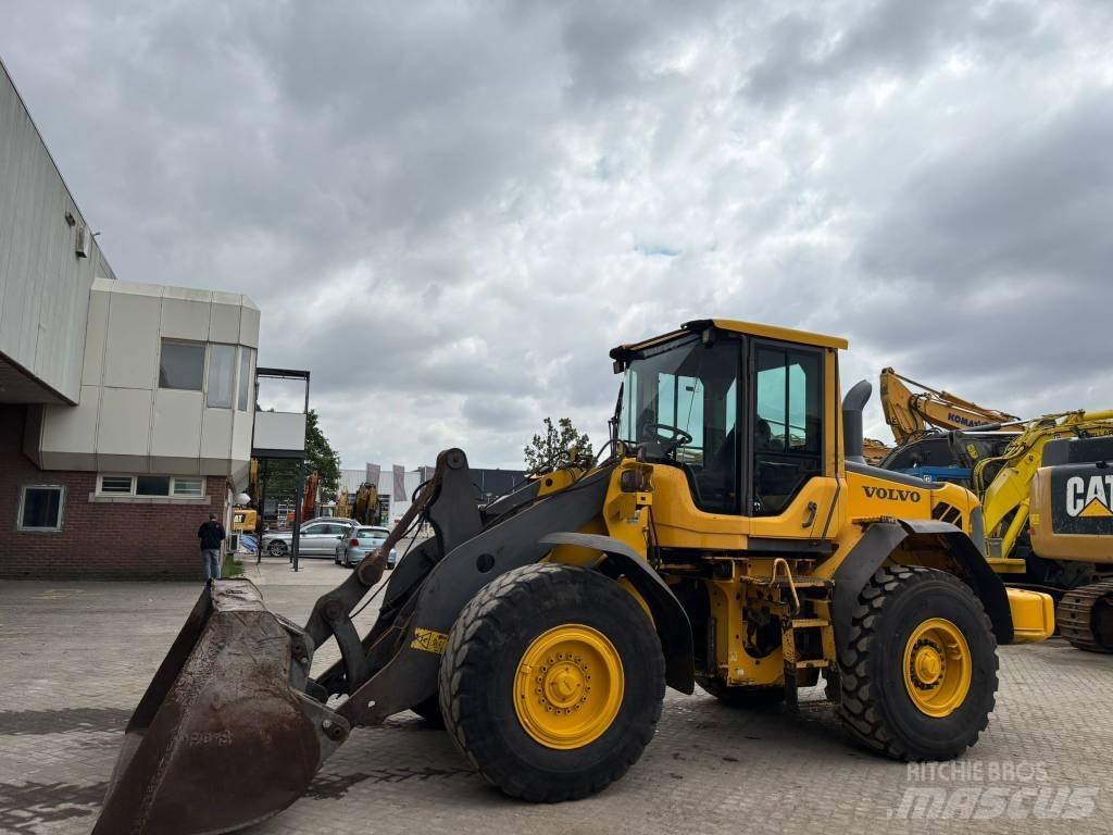 Volvo L 70 F Фронтальні навантажувачі
