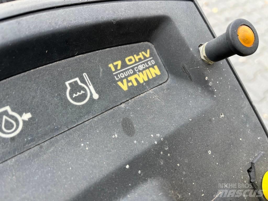 John Deere LX 188 Самохідні газонокосарки
