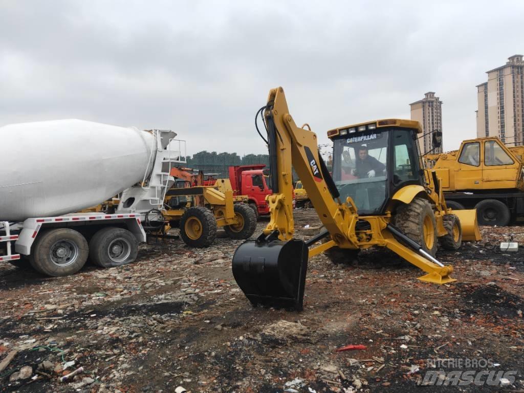 CAT 416 E Екскаватори-навантажувачі