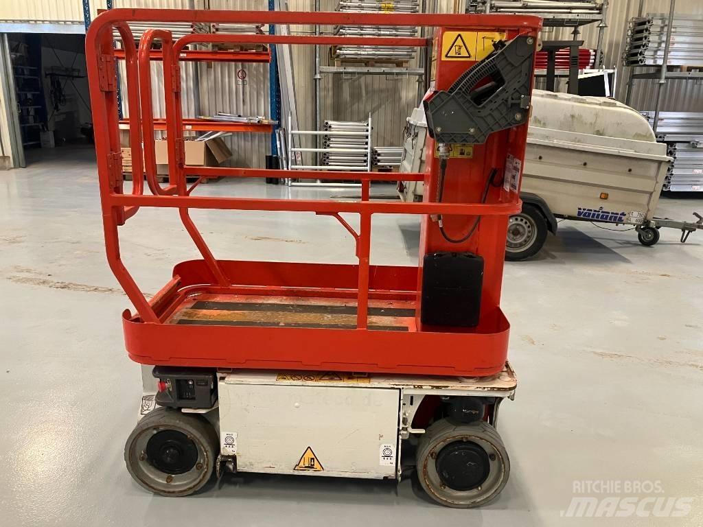 JLG 1230 ES Вертикальні щоглові підйомники