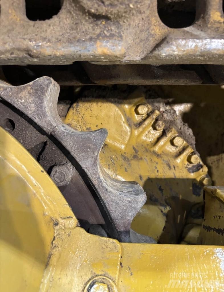 CAT D 7 G Гусеничні бульдозери