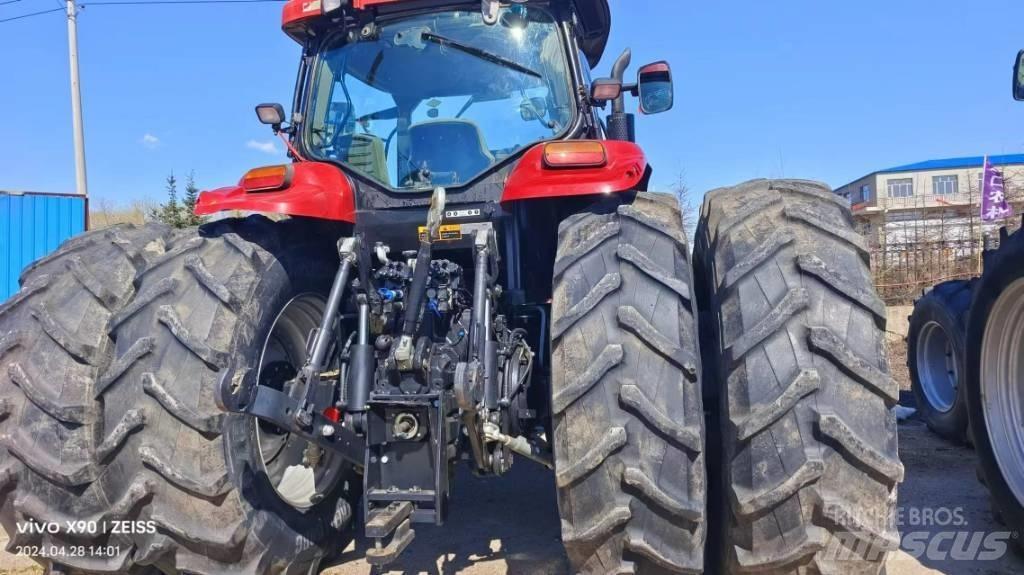 Case IH PUMA 2304 Трактори