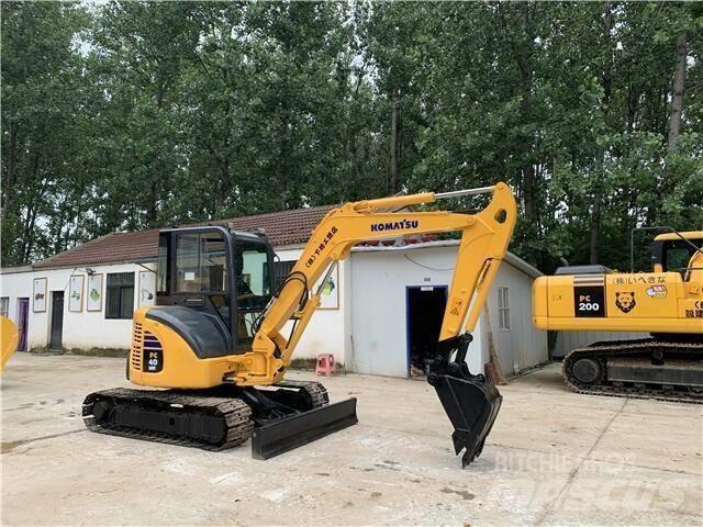 Komatsu PC40 Міні-екскаватори < 7т