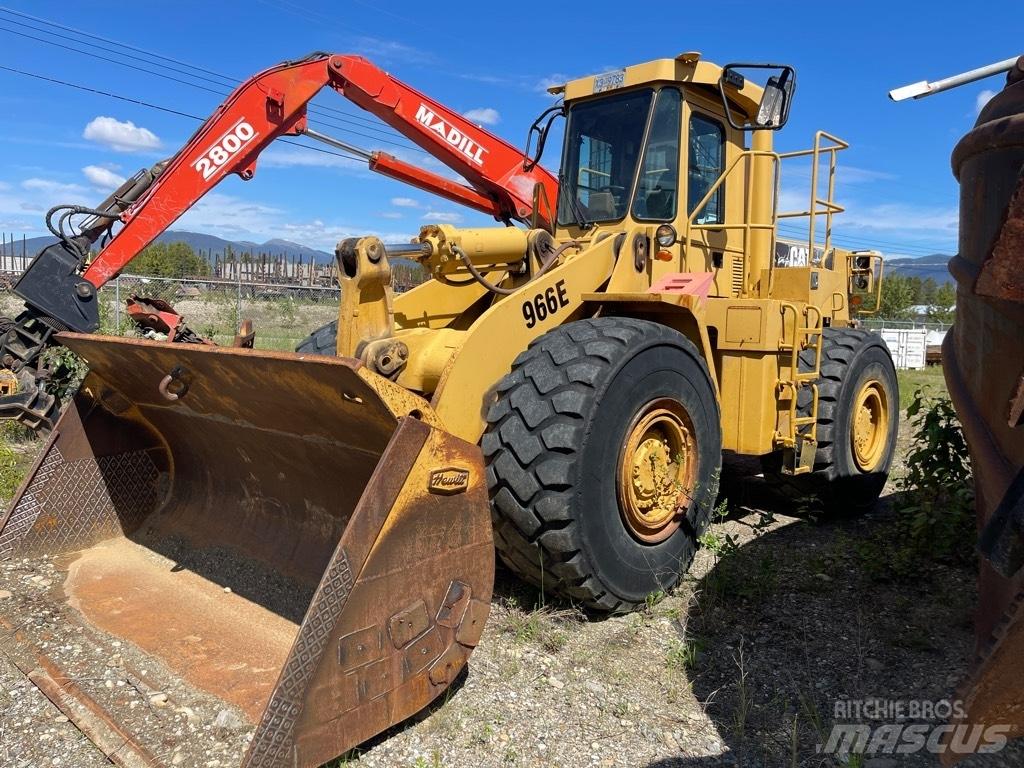CAT 966 E Фронтальні навантажувачі