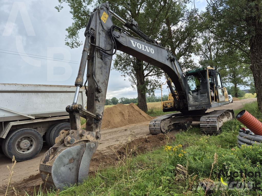 Volvo EC 210 C L Гусеничні екскаватори