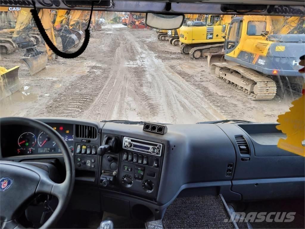 Scania R420 8x4 Скіпові навантажувачі