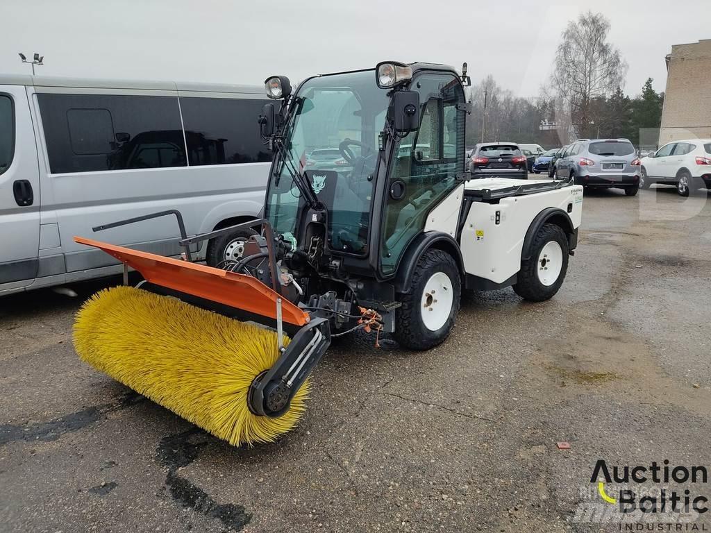 Multihog CX75 Підмітальні машини
