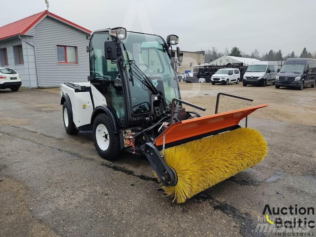 Multihog CX75 Підмітальні машини