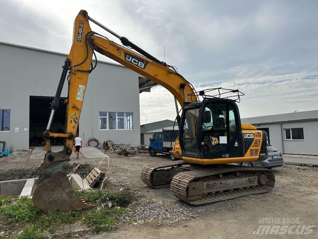 JCB JS 130 LC Гусеничні екскаватори
