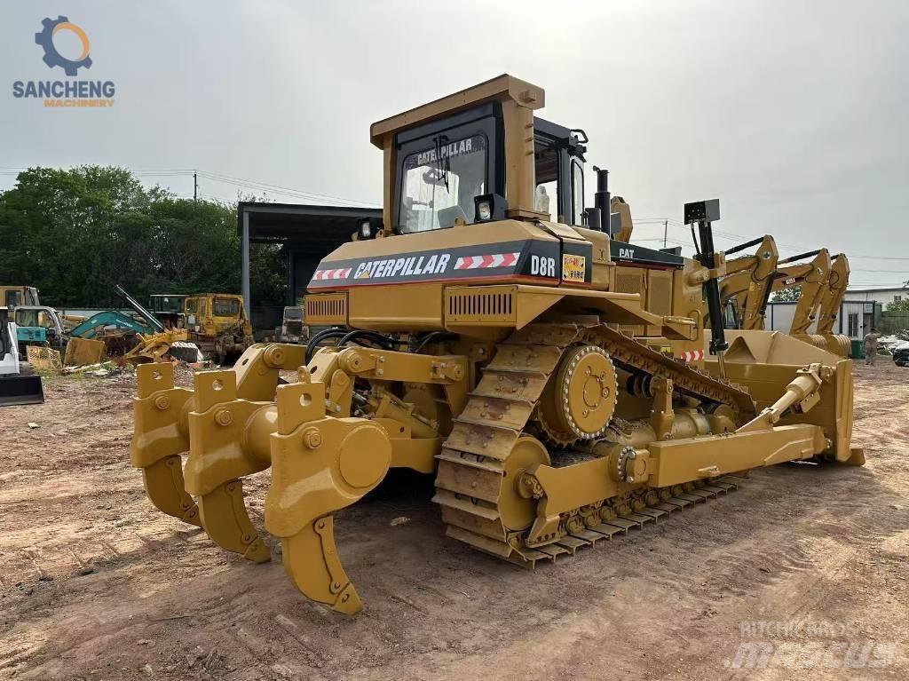 CAT D 8 R Гусеничні бульдозери