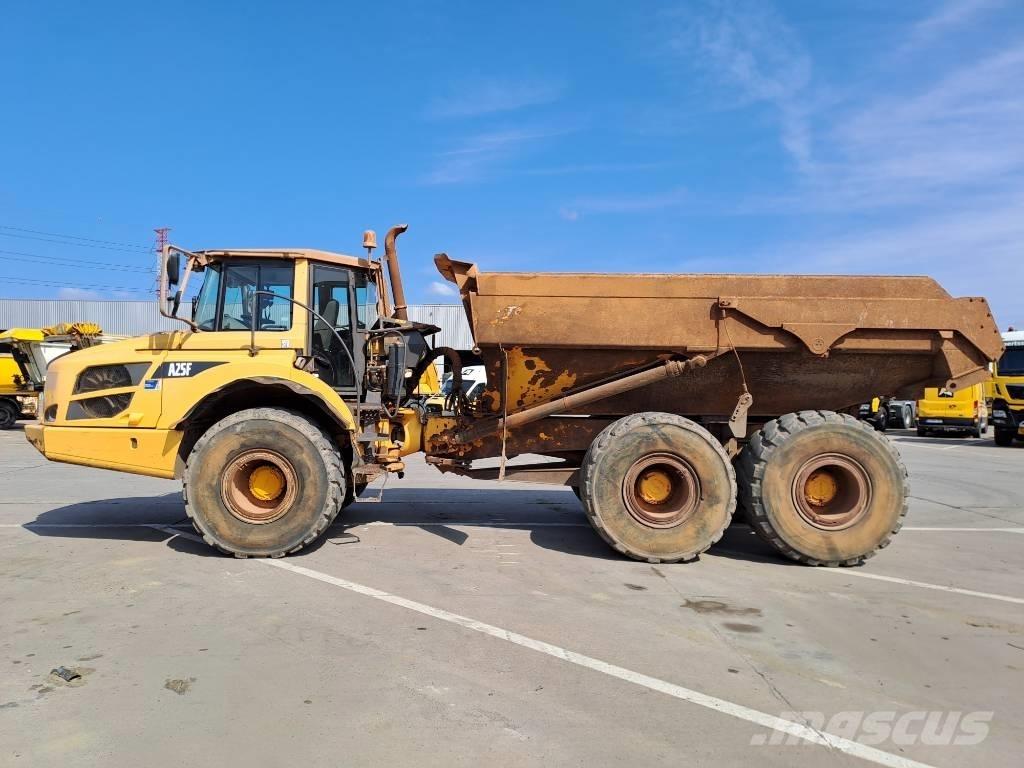 Volvo A 25 F Зчленовані самоскиди