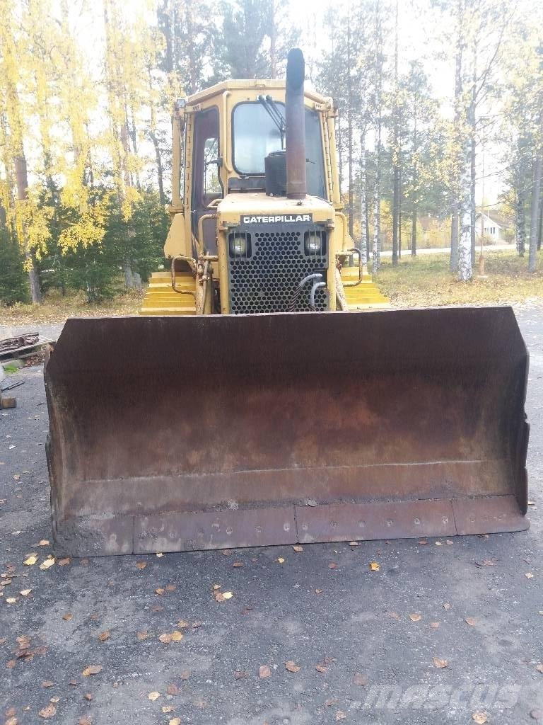 CAT D 4 H Гусеничні бульдозери