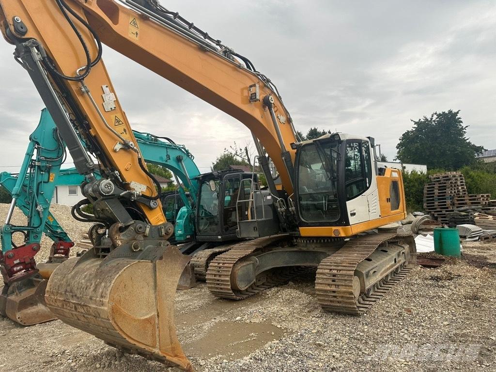 Liebherr R 922 Гусеничні екскаватори