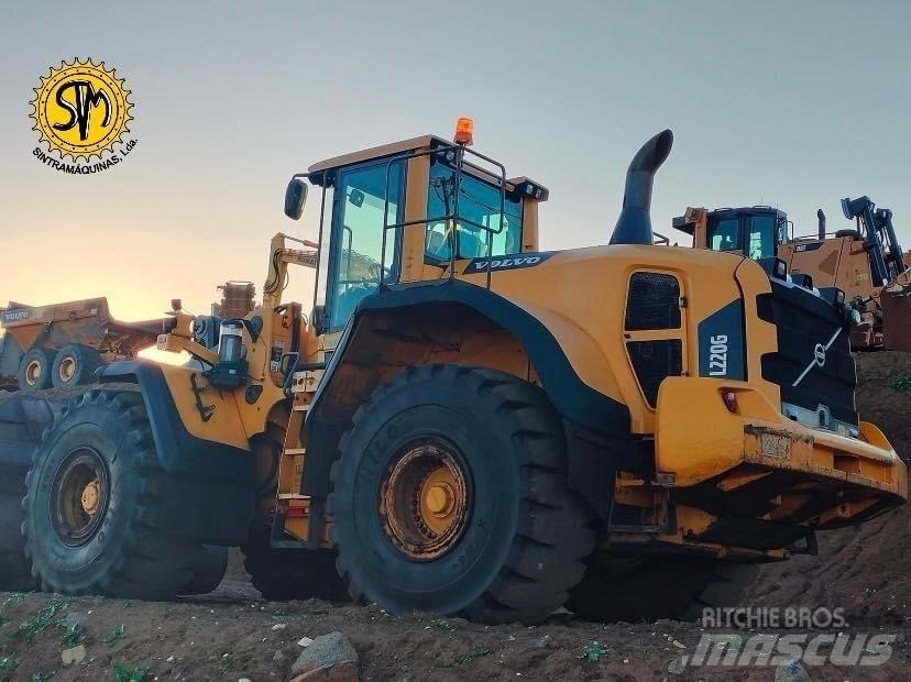 Volvo L 220 G Фронтальні навантажувачі