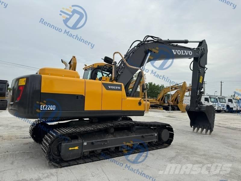 Volvo EC 220 D Гусеничні екскаватори