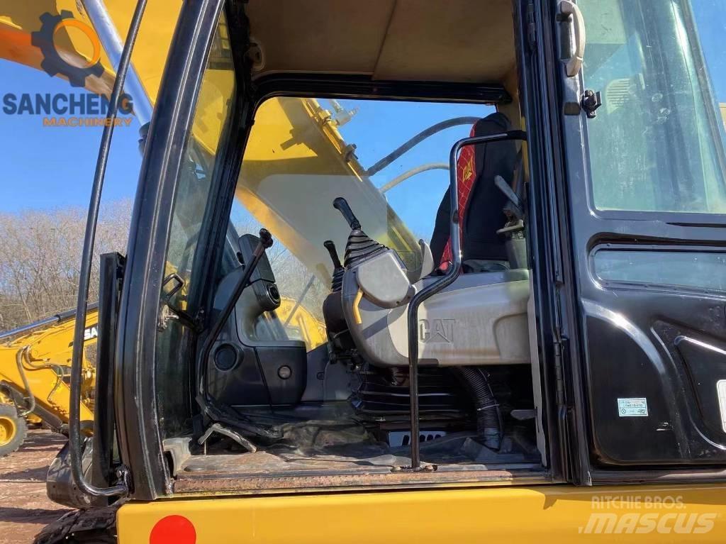 CAT 325 D Гусеничні екскаватори
