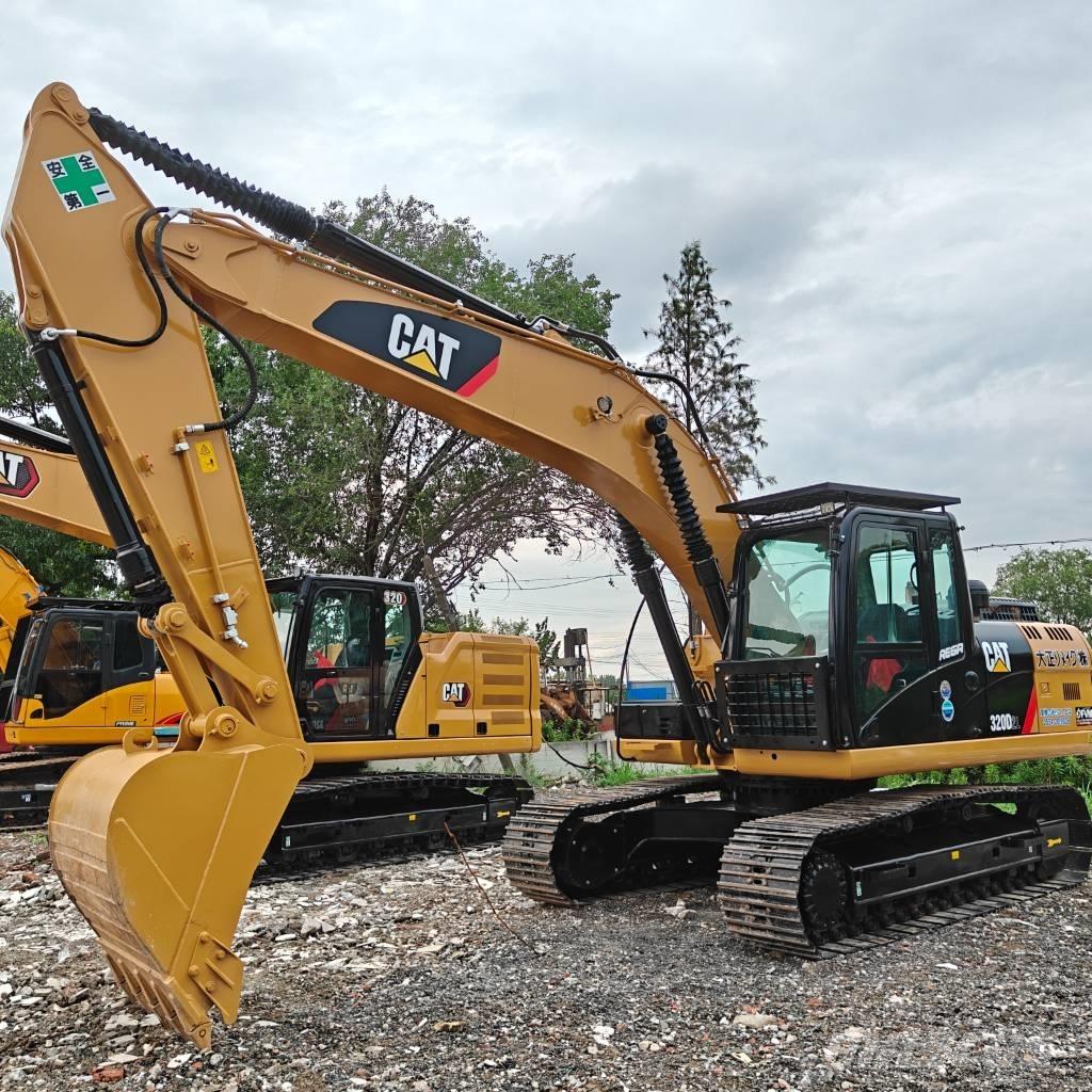 CAT 320 D L Гусеничні екскаватори
