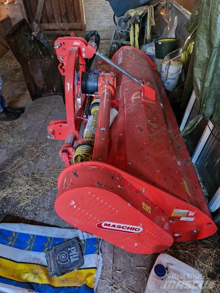 Maschio NY l250 Газонні і лукові косилки