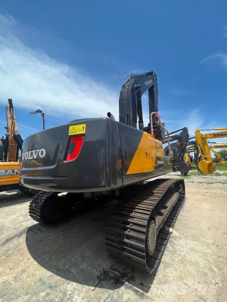 Volvo EC 290 Гусеничні екскаватори