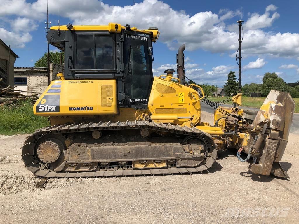 Komatsu D51PX-24 Гусеничні бульдозери