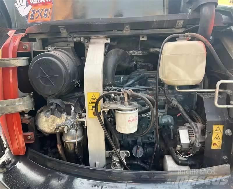 Kubota KX 165 Гусеничні екскаватори