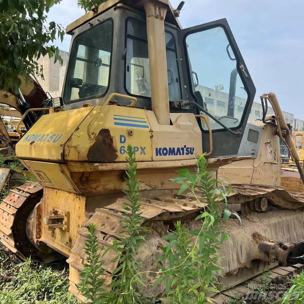 Komatsu D 65 P-12 Гусеничні бульдозери