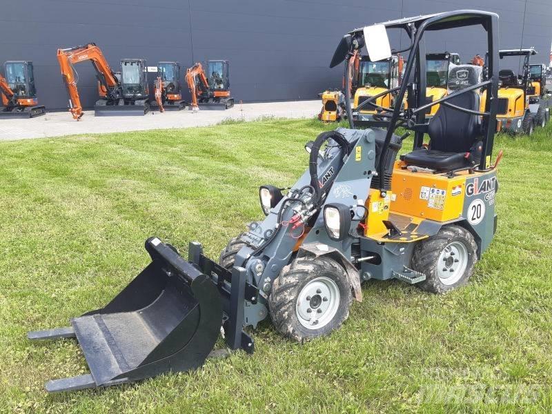 Giant G 1100 Tele Телескопічні фронтальні навантажувачі