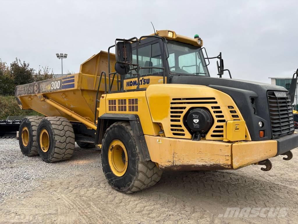 Komatsu HM300-3 Зчленовані самоскиди