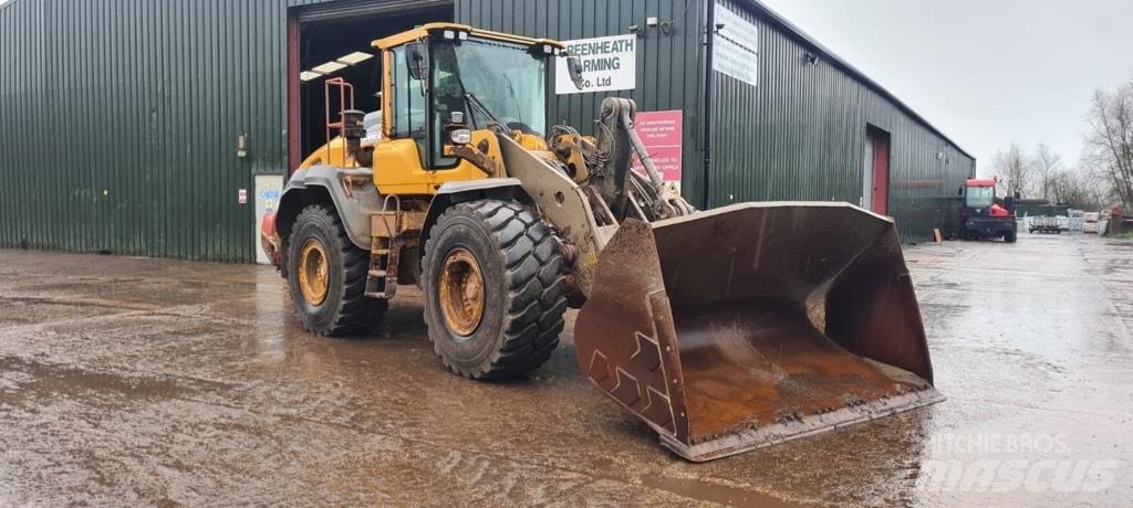 Volvo L 120 H Фронтальні навантажувачі