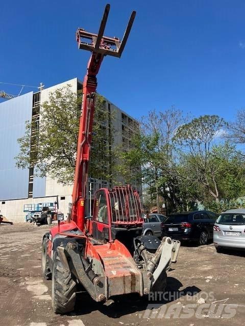 JCB 535-140 Телескопічні навантажувачі