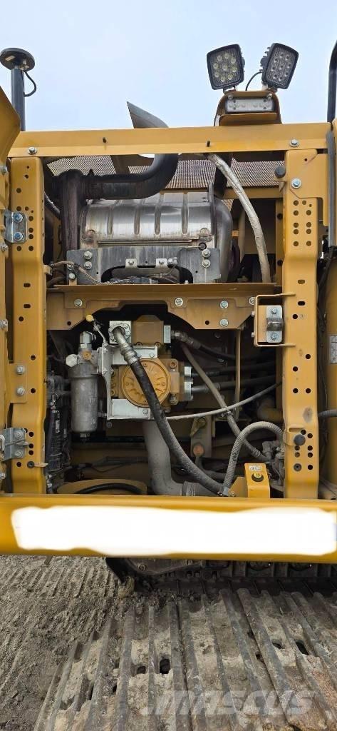 CAT 330NG Гусеничні екскаватори