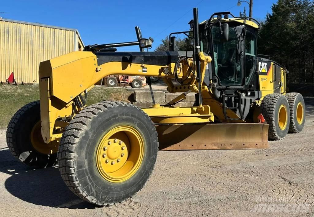 CAT 140M Грейдери