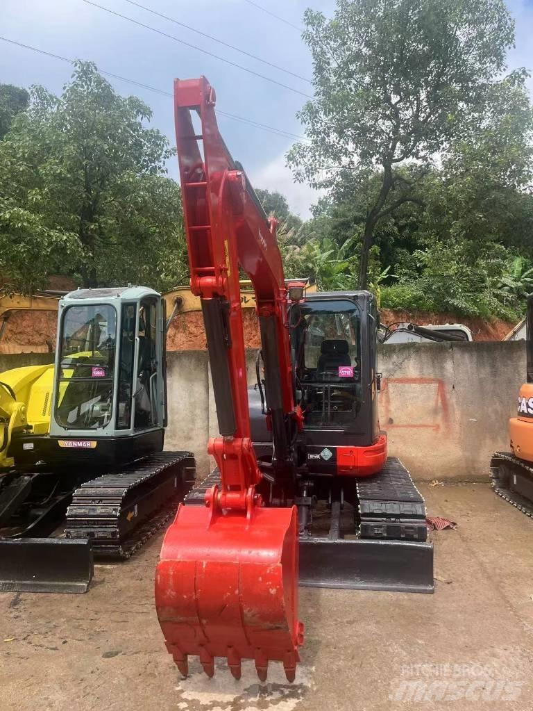 Kubota KX161-3 Гусеничні екскаватори