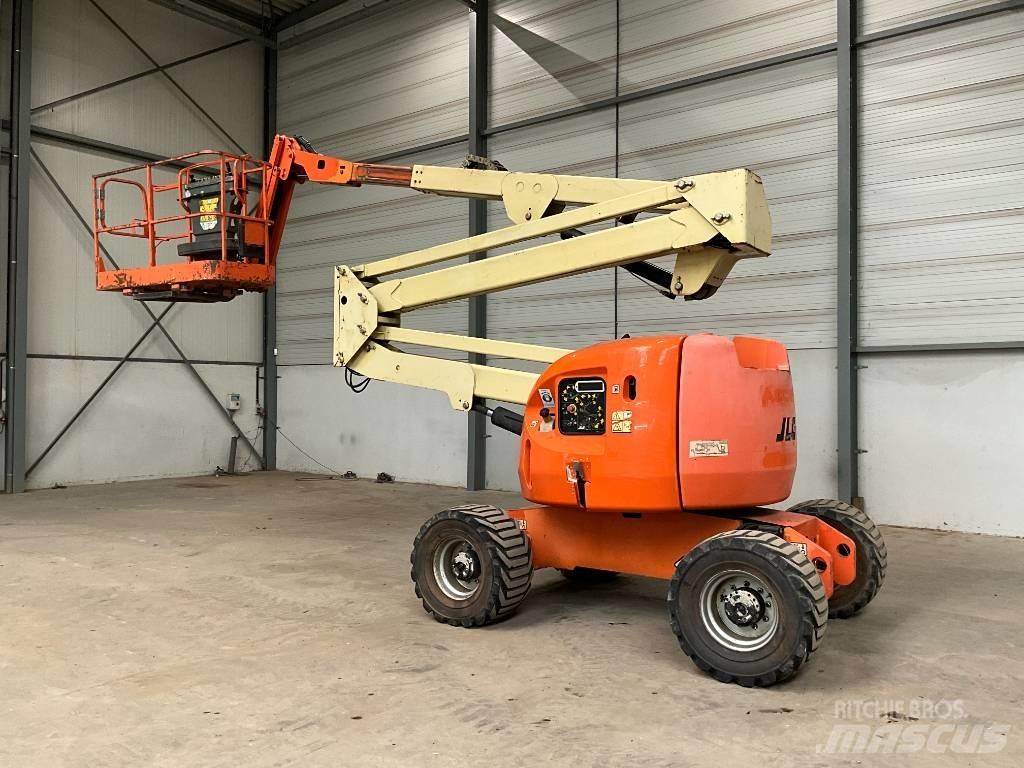 JLG 450 AJ Колінчаті підйомники