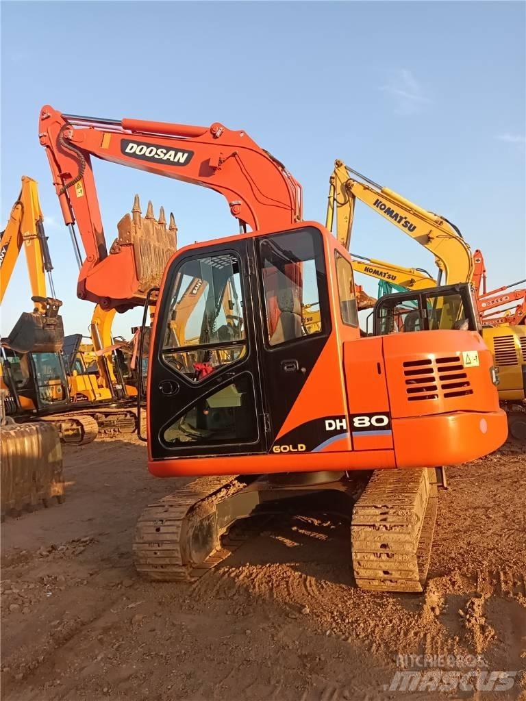 Doosan DH80G Гусеничні екскаватори