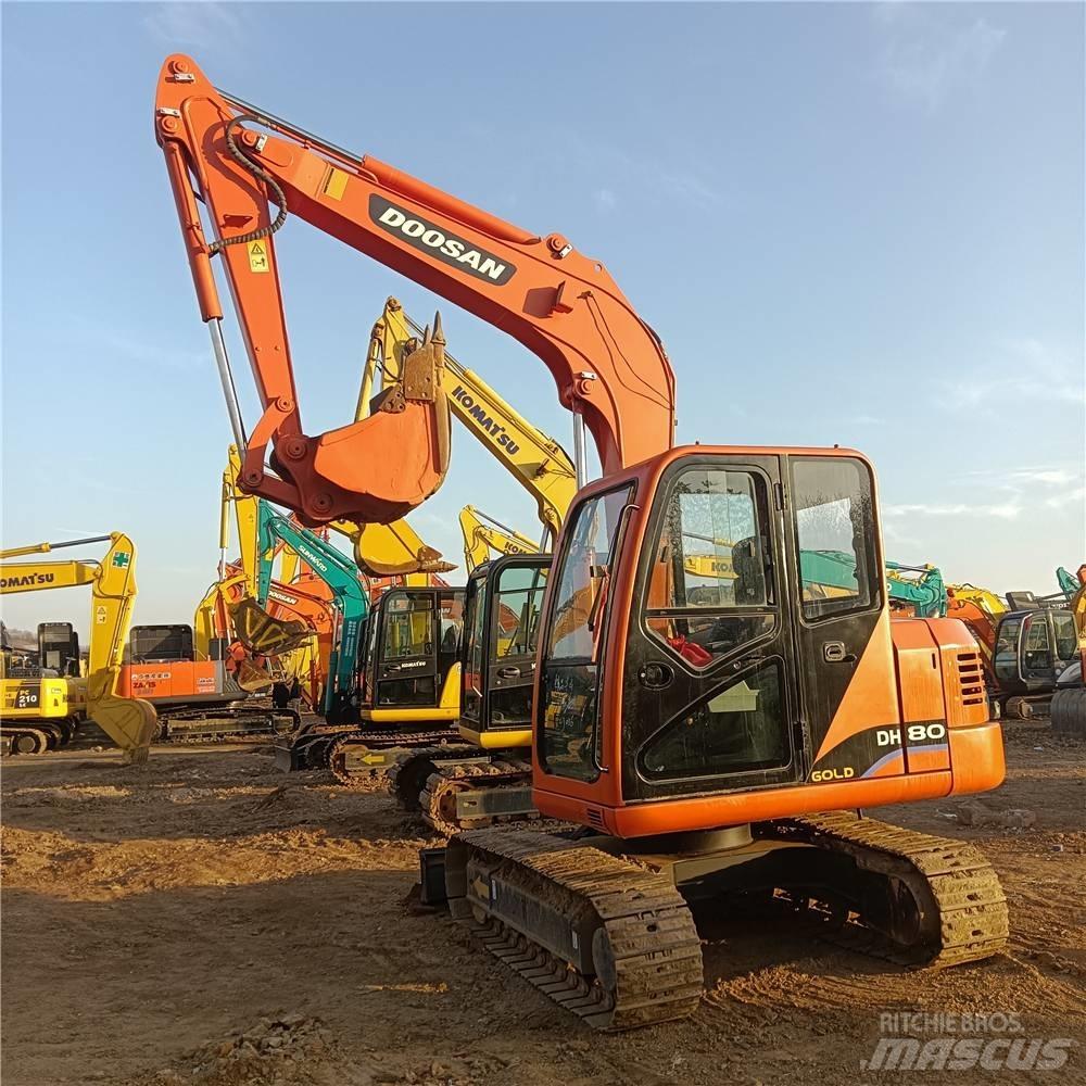 Doosan DH80G Гусеничні екскаватори