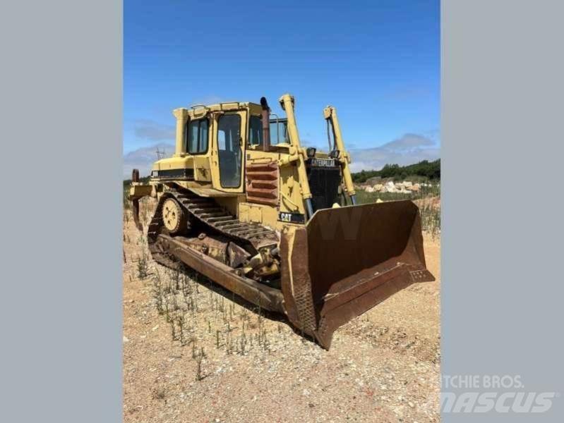 CAT D6H Гусеничні бульдозери