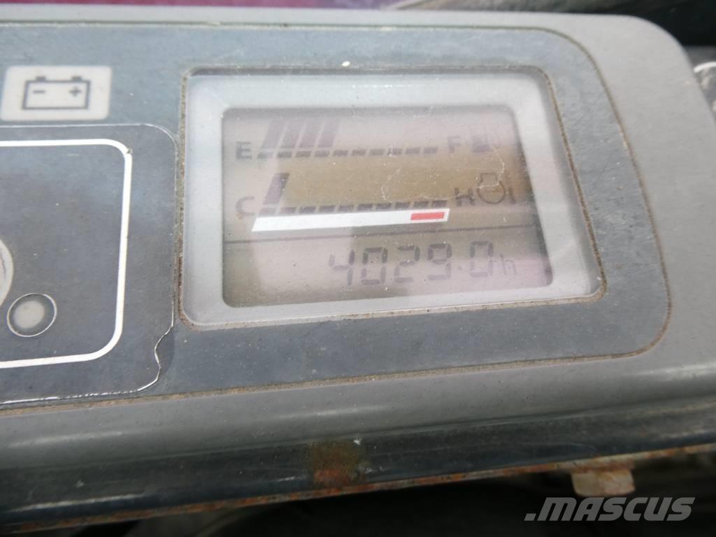 Hitachi ZX 20 UR Міні-екскаватори < 7т